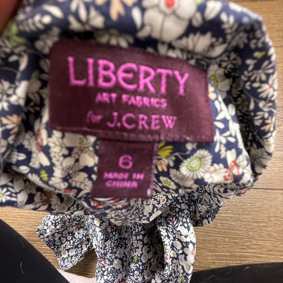 J. Crew x Liberty Art Fabric Cotton Poplin Perfect Button Down Shirt Sz 6 Floral - Picture 3 of 9